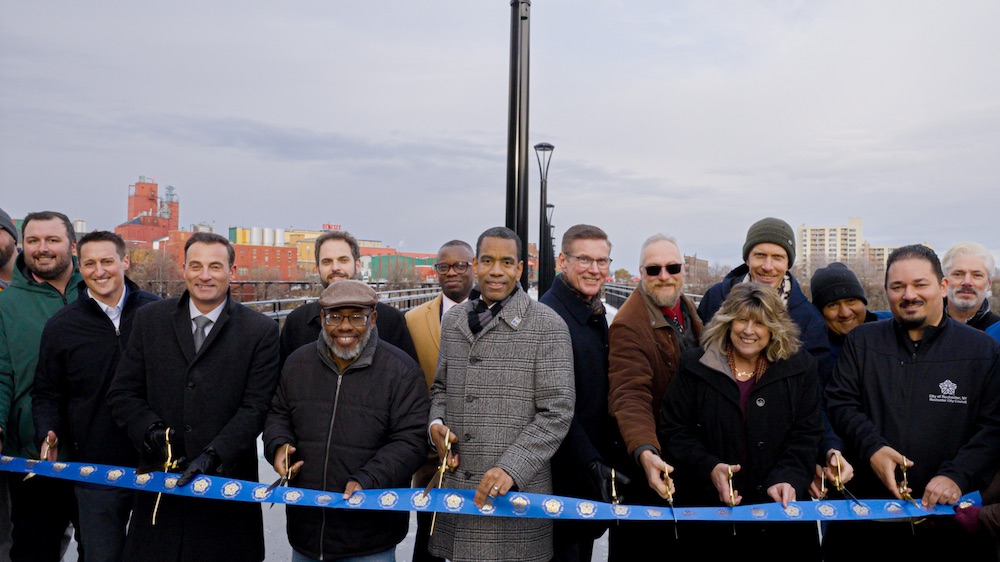 Inauguración del nuevo puente peatonal Pont de Rennes